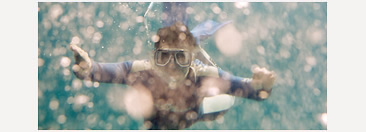 Surrounded by airbubbles while snorkeling at the "Comet's Hole," New South Wales.